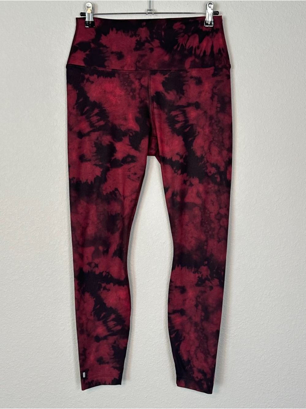 NoBull Red and Black (Lava) Tie-Dye High Rise Matte Leggings 28” - Size M - Picture 3 of 8